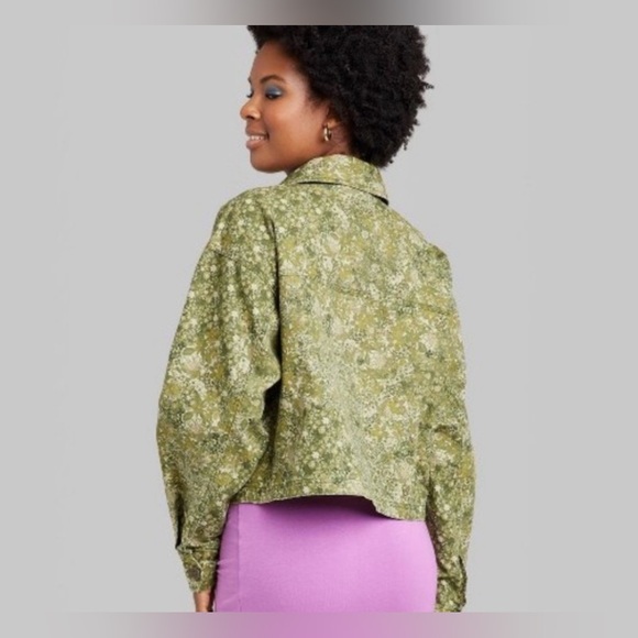 Wild Fable Cropped Floral Oversized Jean Jacket Green Floral Print NWT Retail$44 - Picture 2 of 9